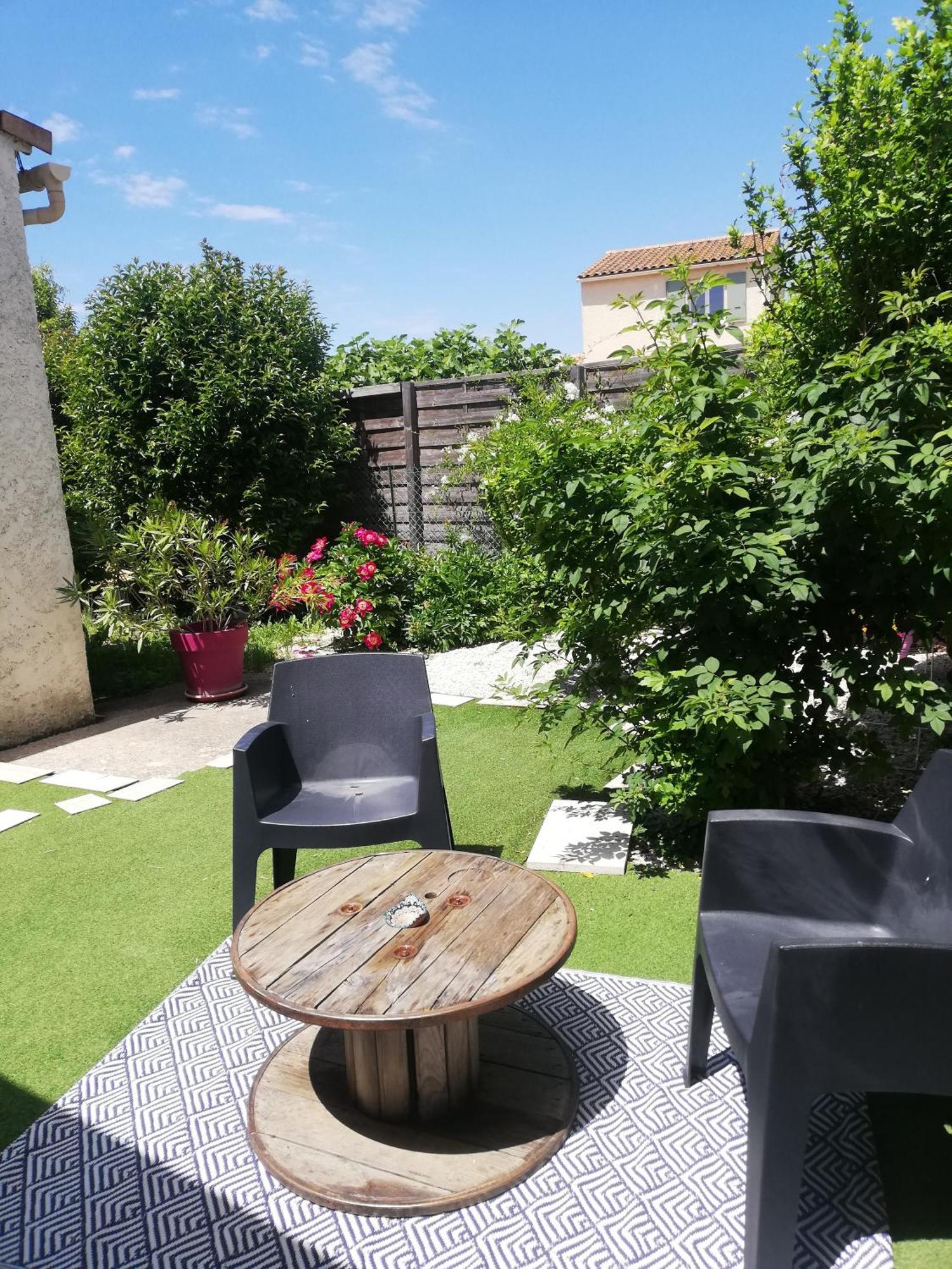 Petit Cocon Avec Terrasse Apartment